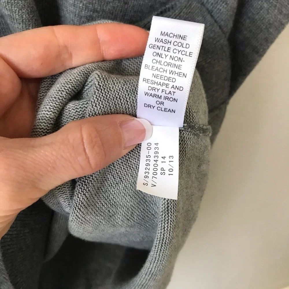 Banana Republic Cotton Silk V Neck Sweater Vest